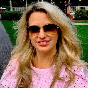 Meet your Posher, Shannon